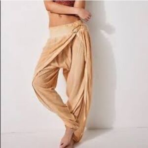 NEW Free People Act Natural Lounge Pants in Creamy Peach MEDIUM